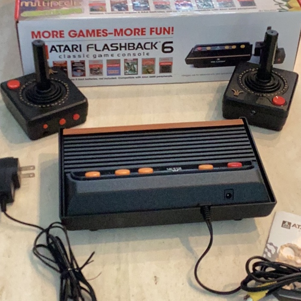 Atari Flashback 6 Classic Game Console With 100 Built In Games Complete In Box - Picture 7 of 16